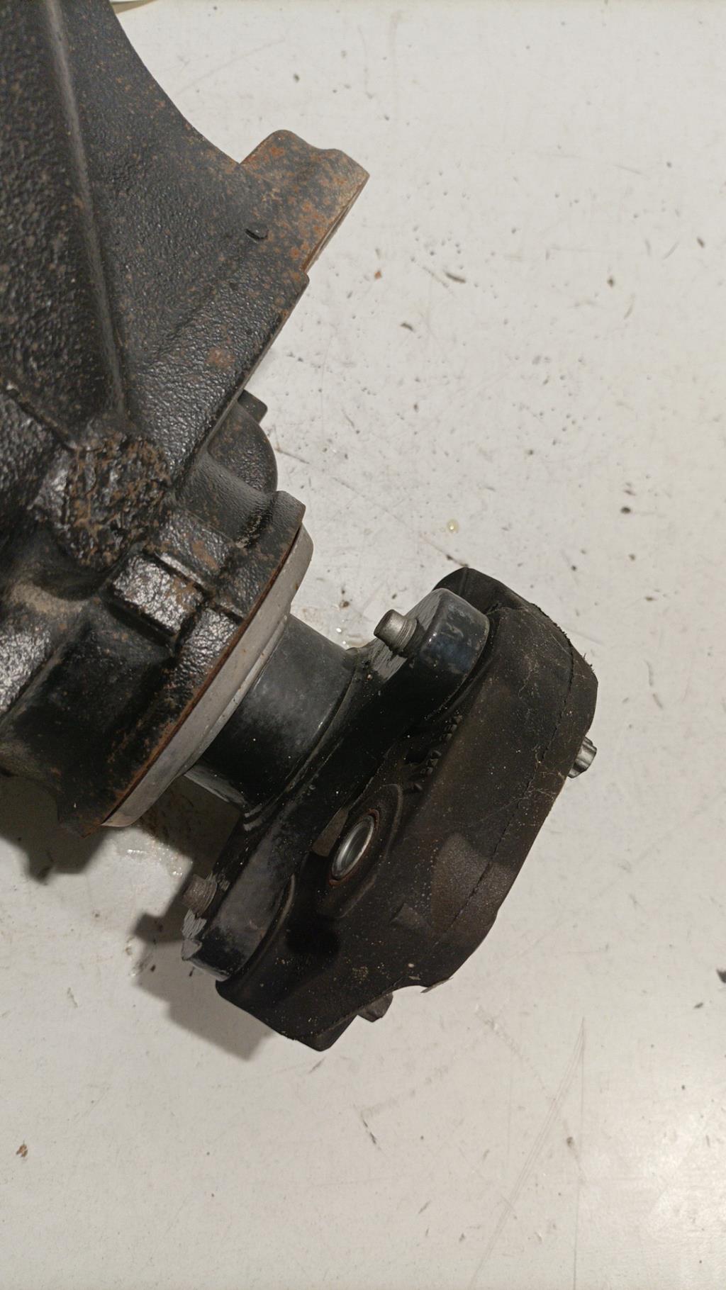 Pont (propulsion) BMW SERIE 1 E81 Diesel - 1