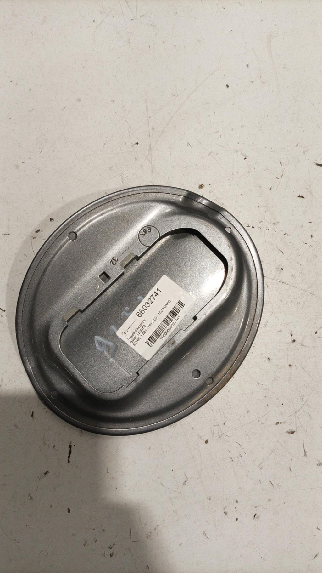 Trappe d'essence BMW SERIE 1 E81 Diesel - 1