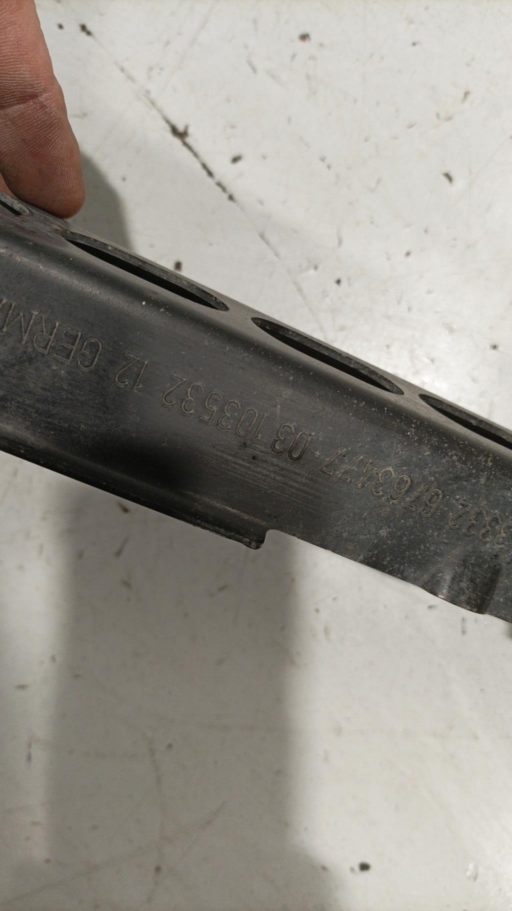 Triangolo inferiore posteriore destro BMW SERIE 1 E81 Diésel - 1