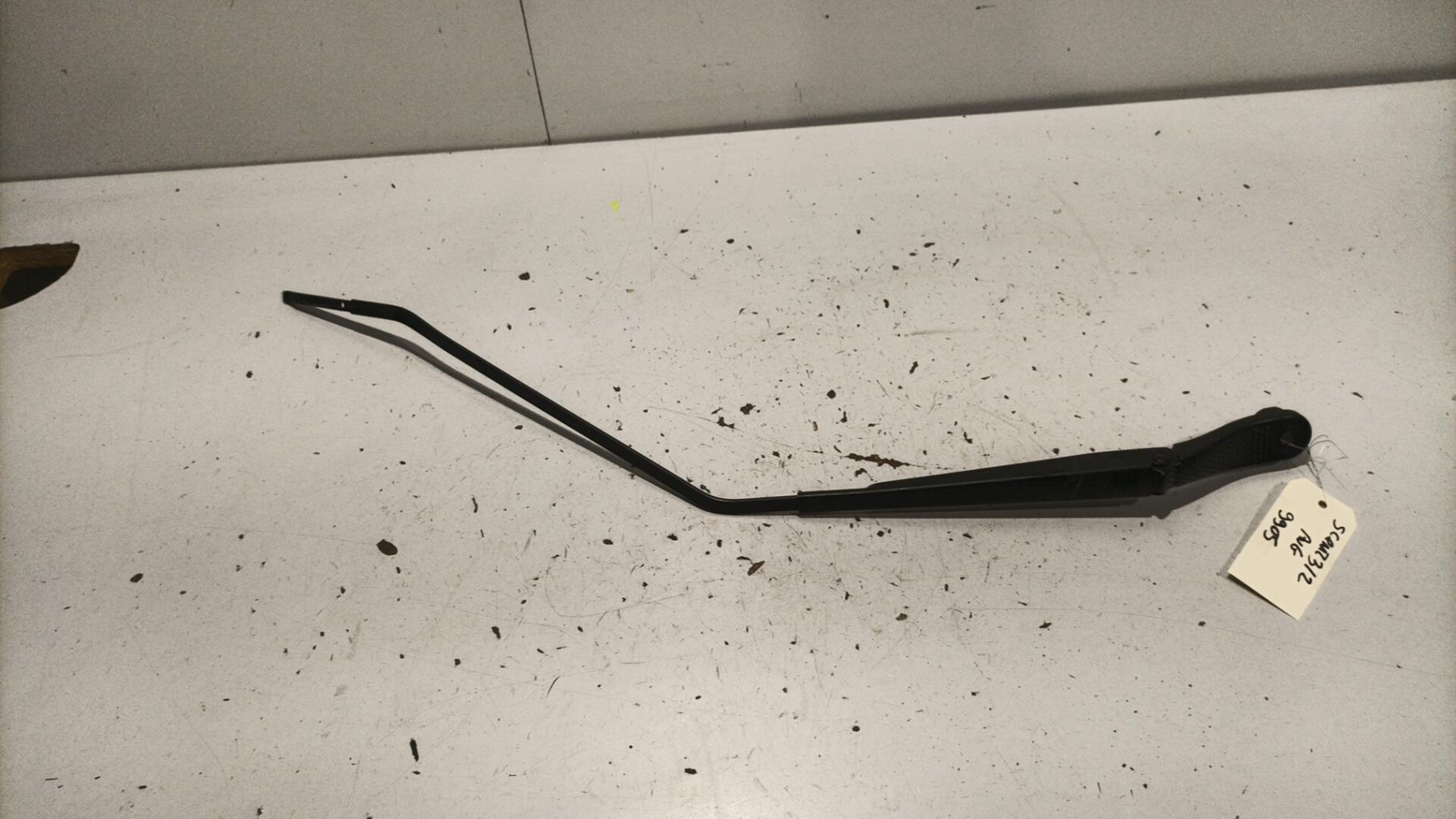 Braccio tergicristallo anteriore sinistro RENAULT GRAND SCENIC 3 PHASE 3 Diésel - 1