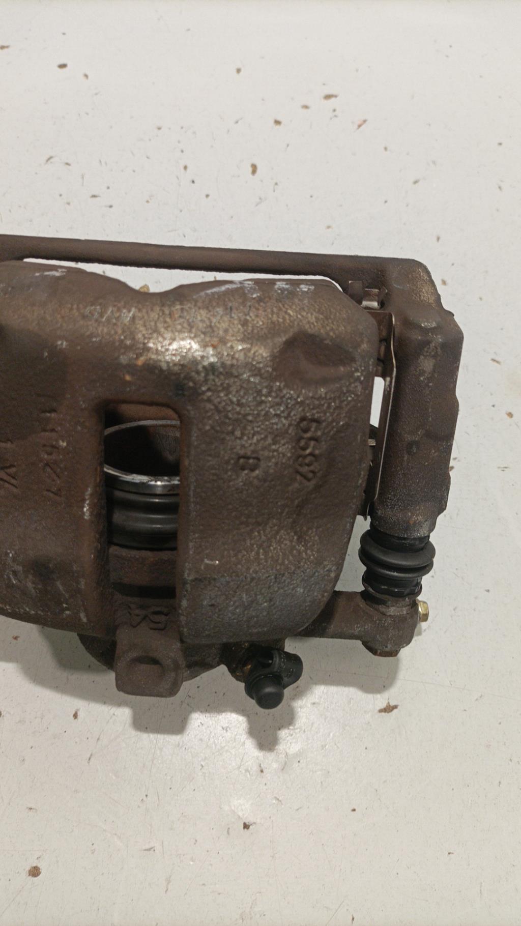 Pinza freni anteriore destra MINI MINI 2 R56 PHASE 1 Diésel - 1