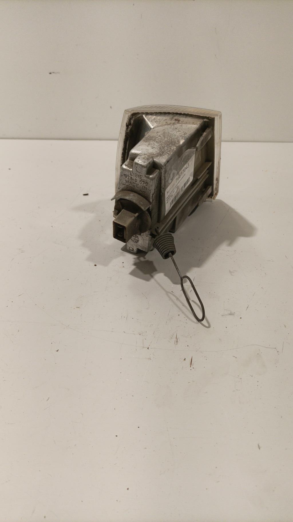 Gruppo ottico anteriore secondario sinistro (luci)(freccia) RENAULT R9 Gasolina - 1