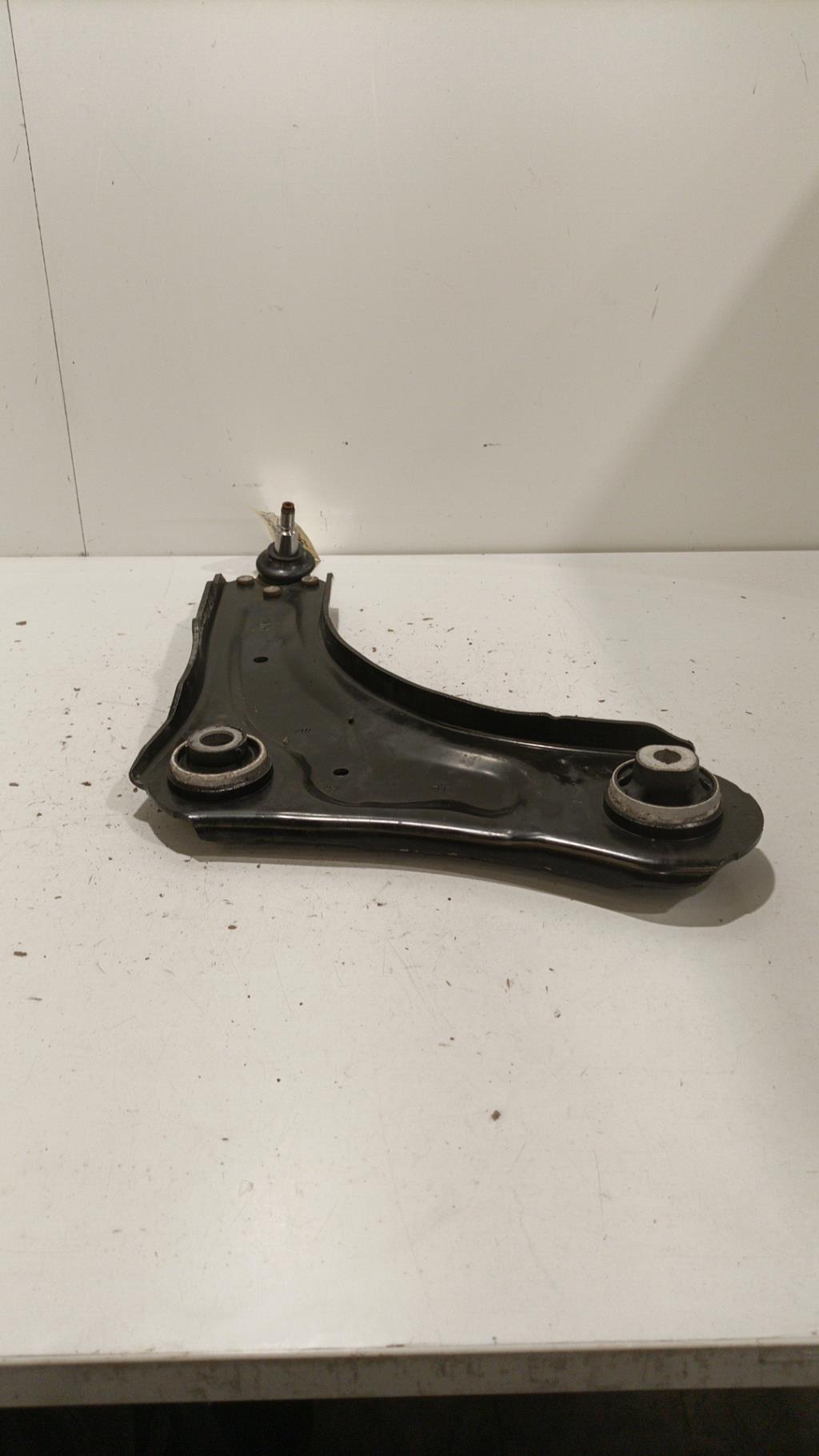 Triangolo anteriore destro RENAULT GRAND SCENIC 3 PHASE 3 Diésel - 1