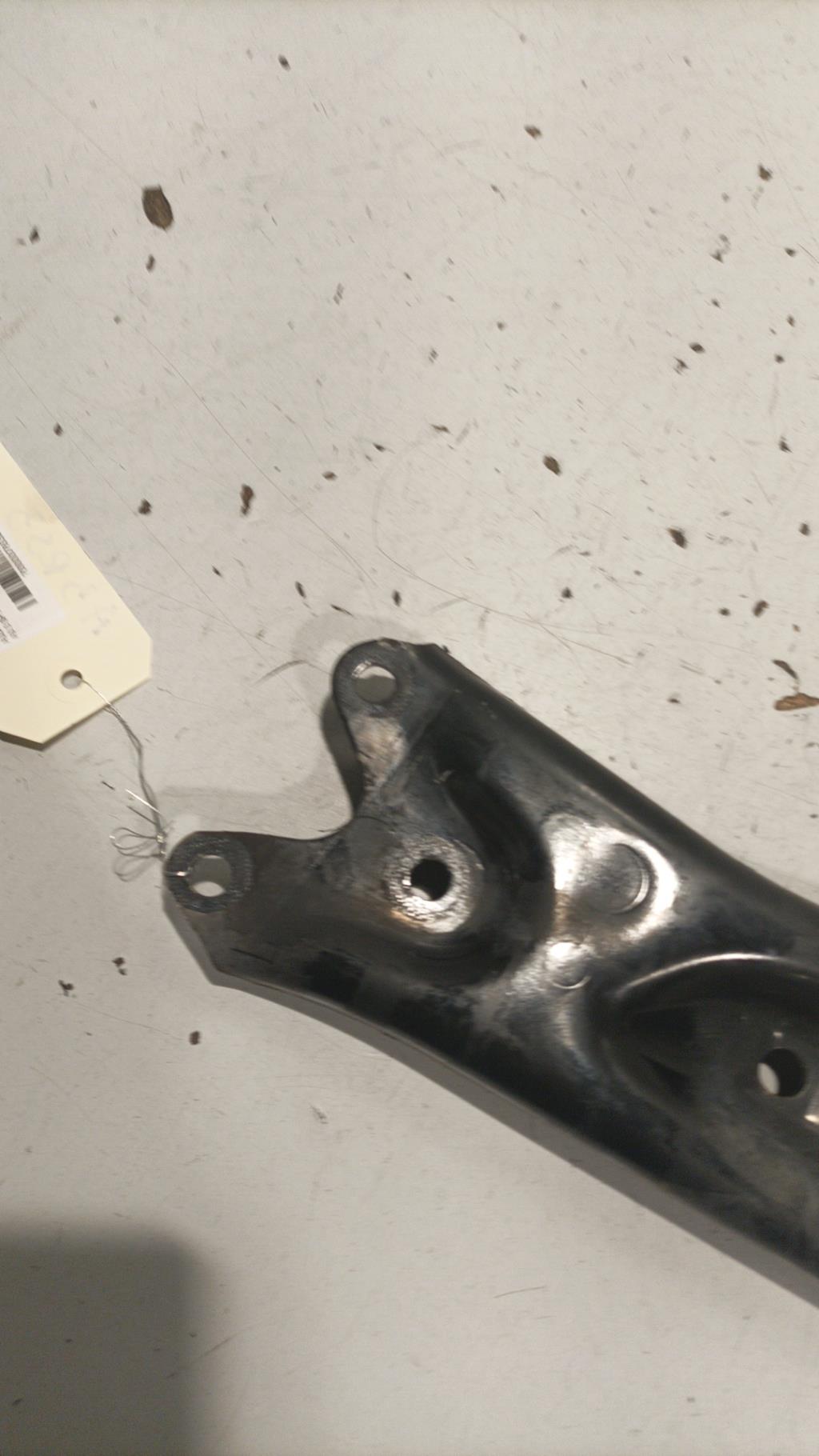 Triangle avant droit AUDI A3 3 SPORTBACK RS3 PHASE 1 Essence - 1