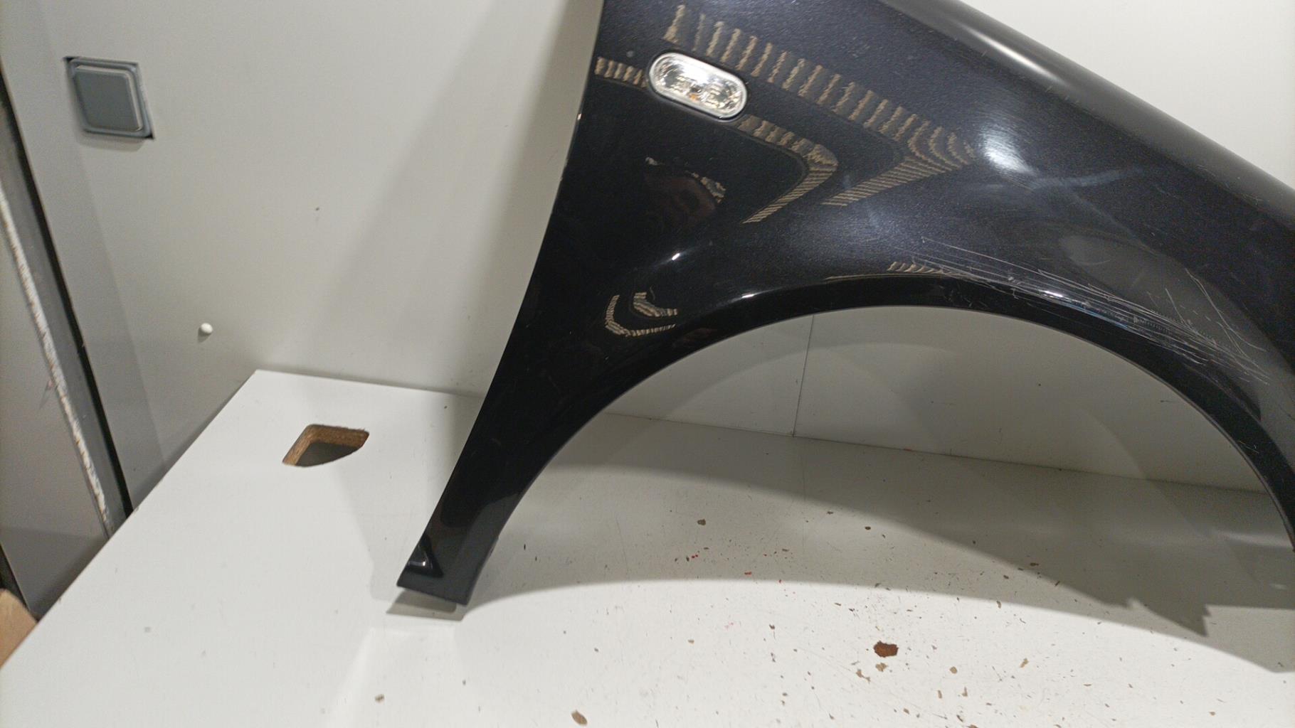 Parafango anteriore destro VOLKSWAGEN GOLF 4 Gasolina - 1