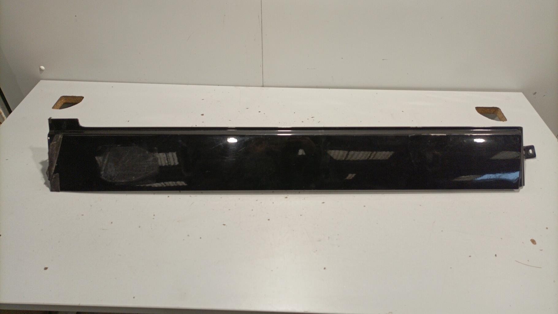 Modanatura parafango posteriore sinistro VOLKSWAGEN TRANSPORTER 5 PHASE 1 Diésel - 1