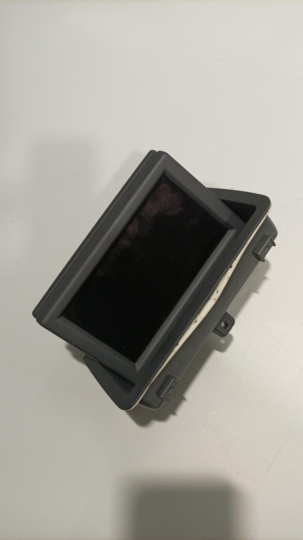 Ecran GPS AUDI A1 1 PHASE 1 Diesel - 1