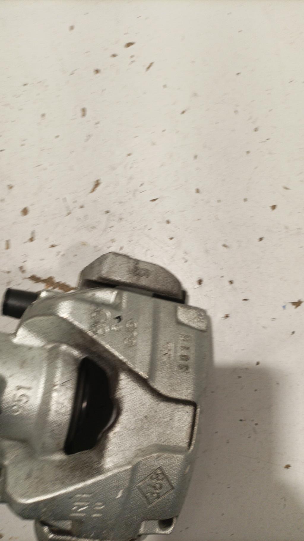 Pinza freni anteriore destra RENAULT MEGANE 3 PHASE 3 BREAK Diésel - 1