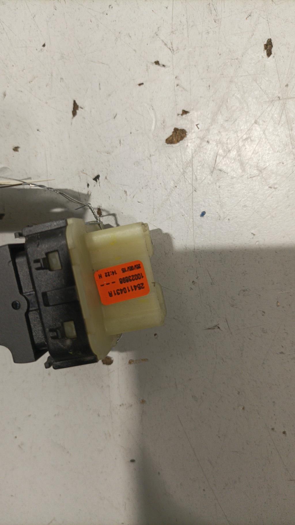 Interruttore lavacristalli anteriore sinistro RENAULT TWINGO 3 PHASE 1 Gasolina - 1