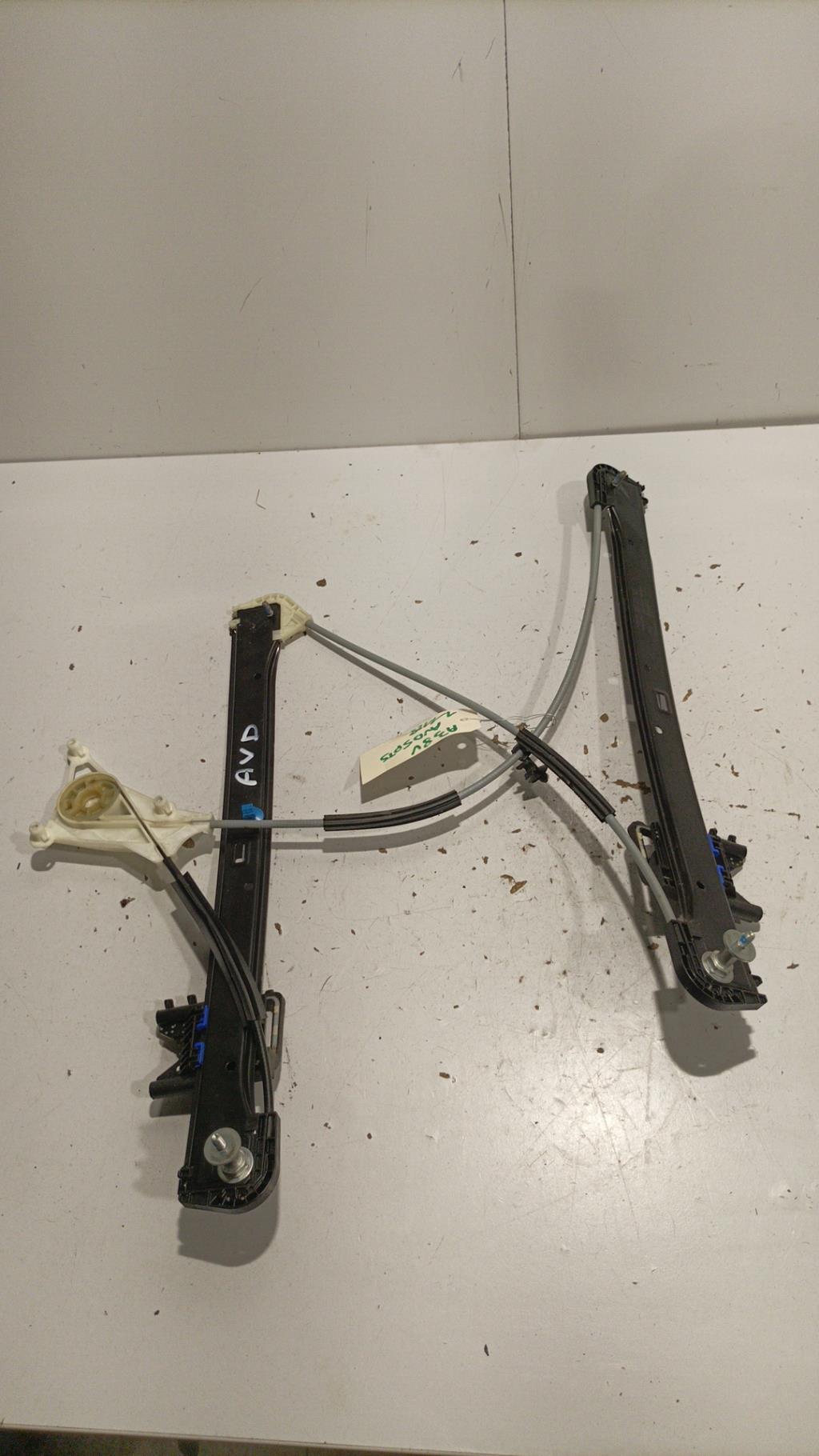 Alzacristalli elettrico anteriore destro AUDI A3 3 SPORTBACK RS3 PHASE 1 Gasolina - 1