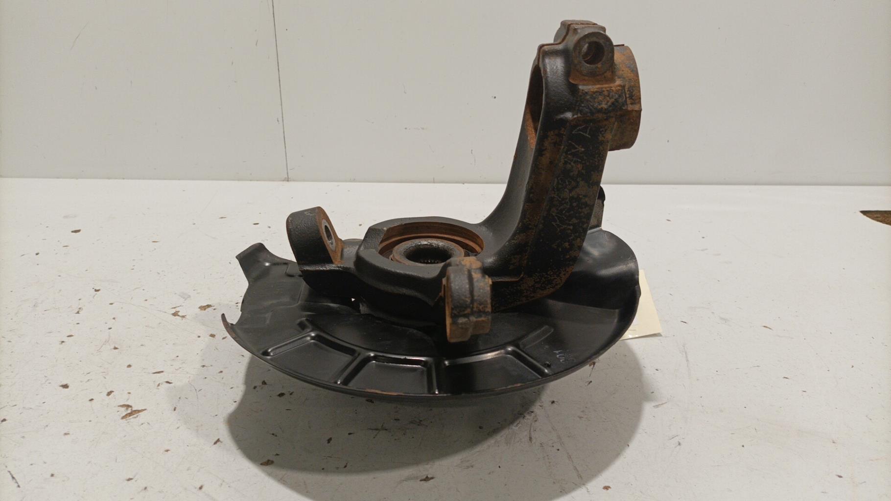 Moyeu avant droit AUDI A1 1 PHASE 1 Diesel - 1