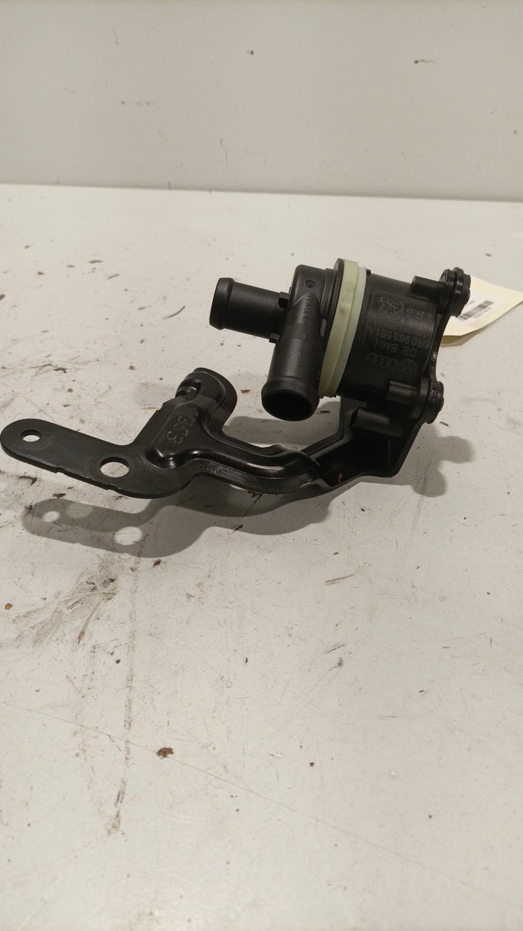 Pompe à eau AUDI A1 1 PHASE 1 Diesel - 1