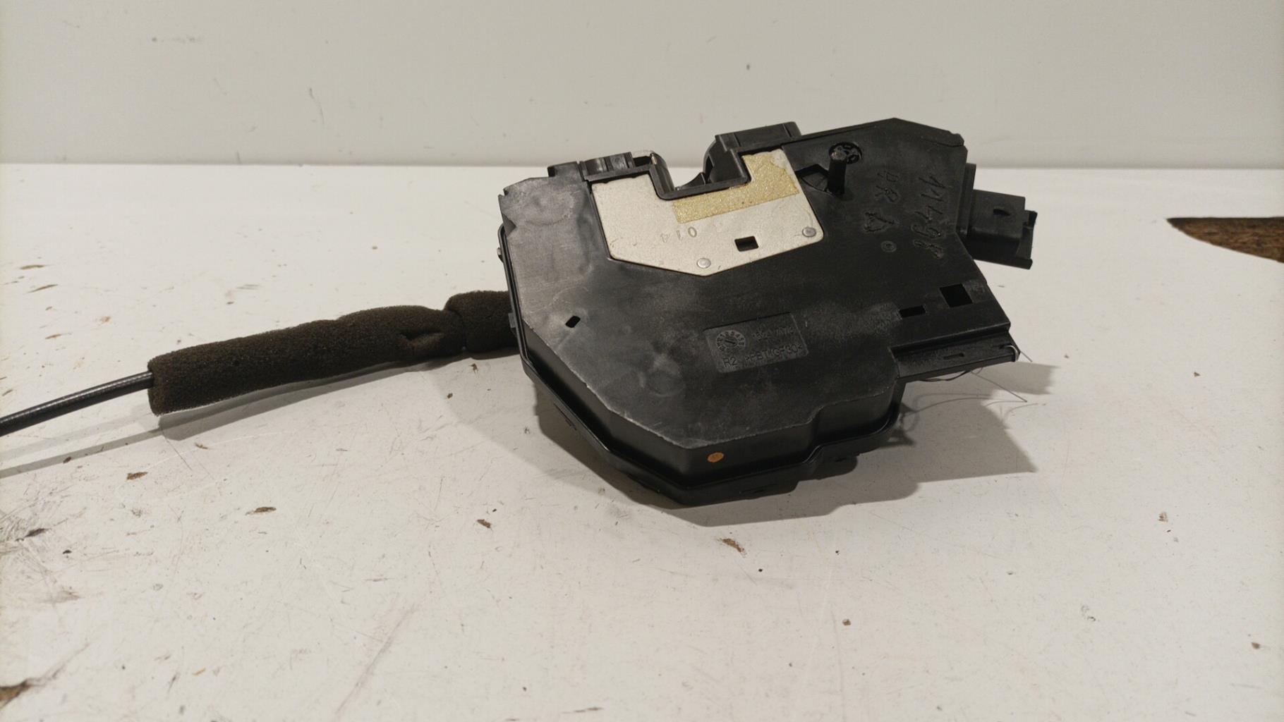 Serratura posteriore destra RENAULT TWINGO 3 PHASE 1 Gasolina - 1