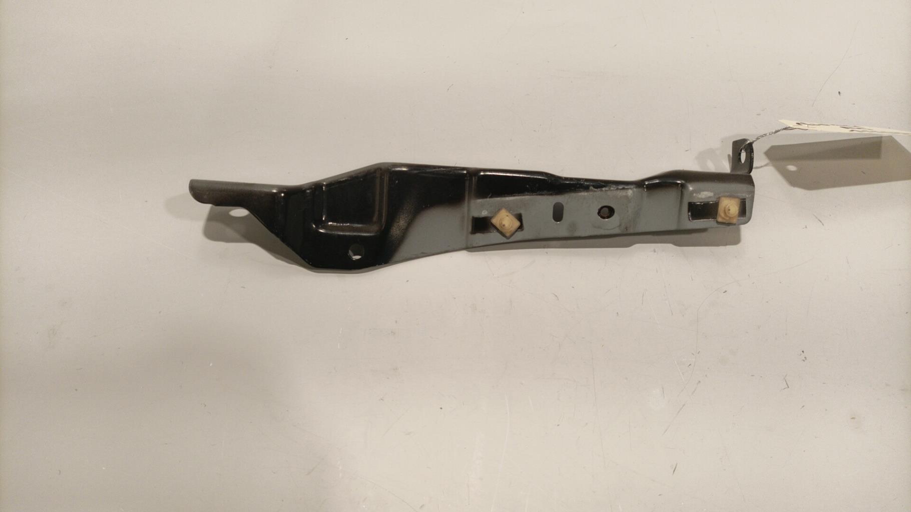 Support aile droit RENAULT CLIO 4 PHASE 1 Essence - 1