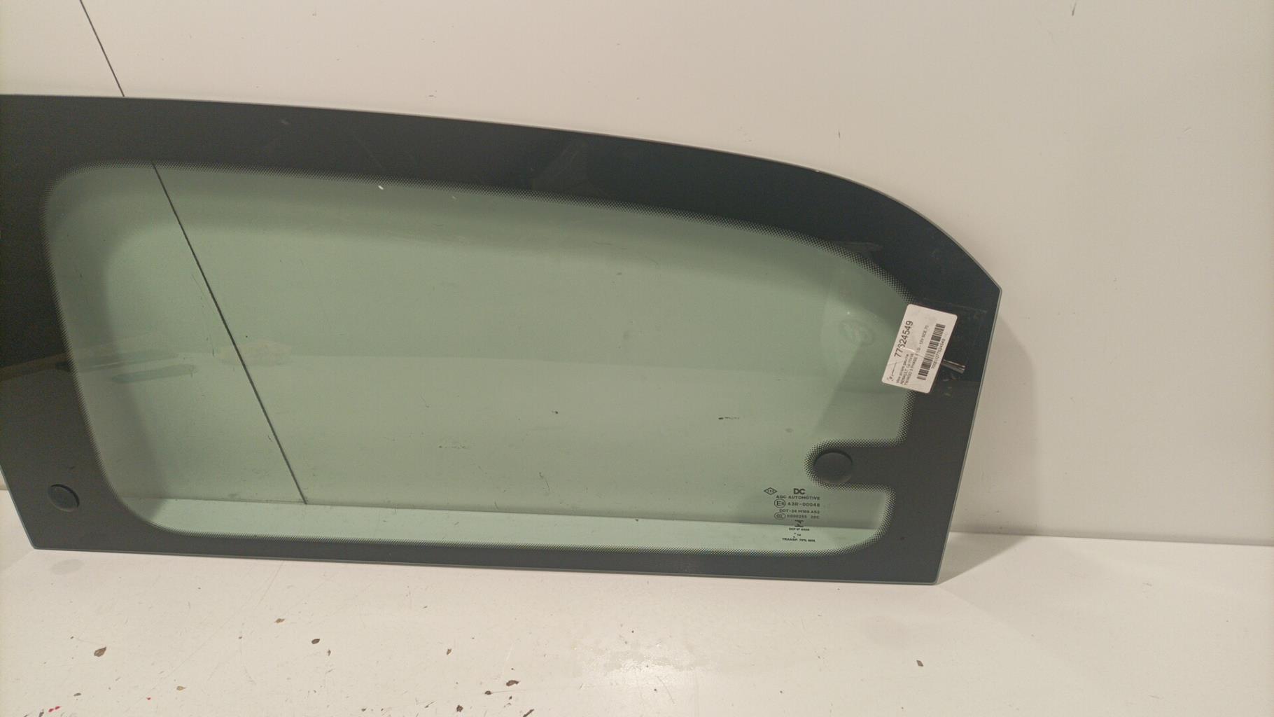 Vetro posteriore sinistro RENAULT TWINGO 3 PHASE 1 Gasolina - 1