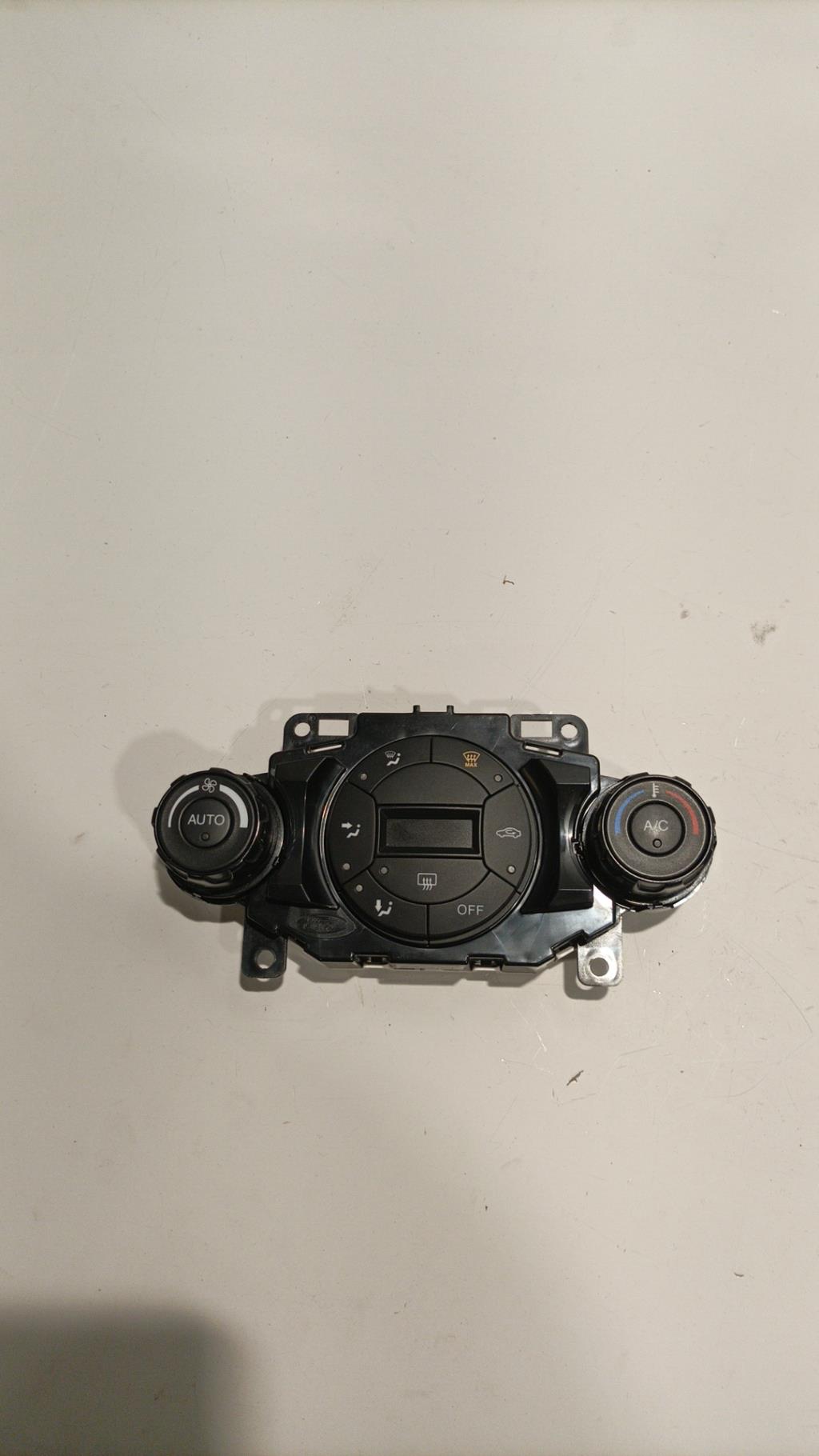 Commande chauffage FORD FIESTA 6 PHASE 1 Diesel - 1