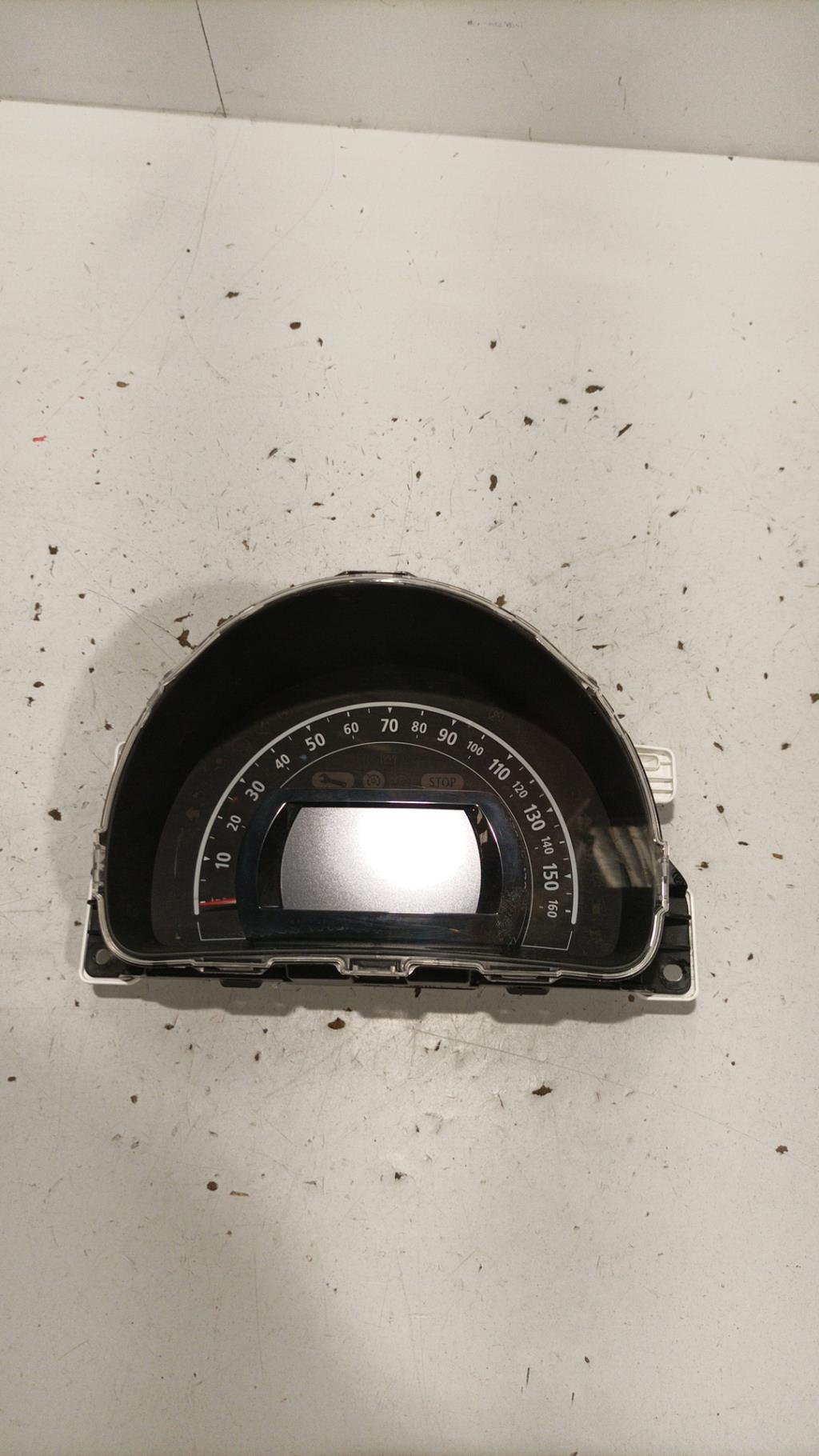 Compteur RENAULT TWINGO 3 PHASE 1 Essence - 1