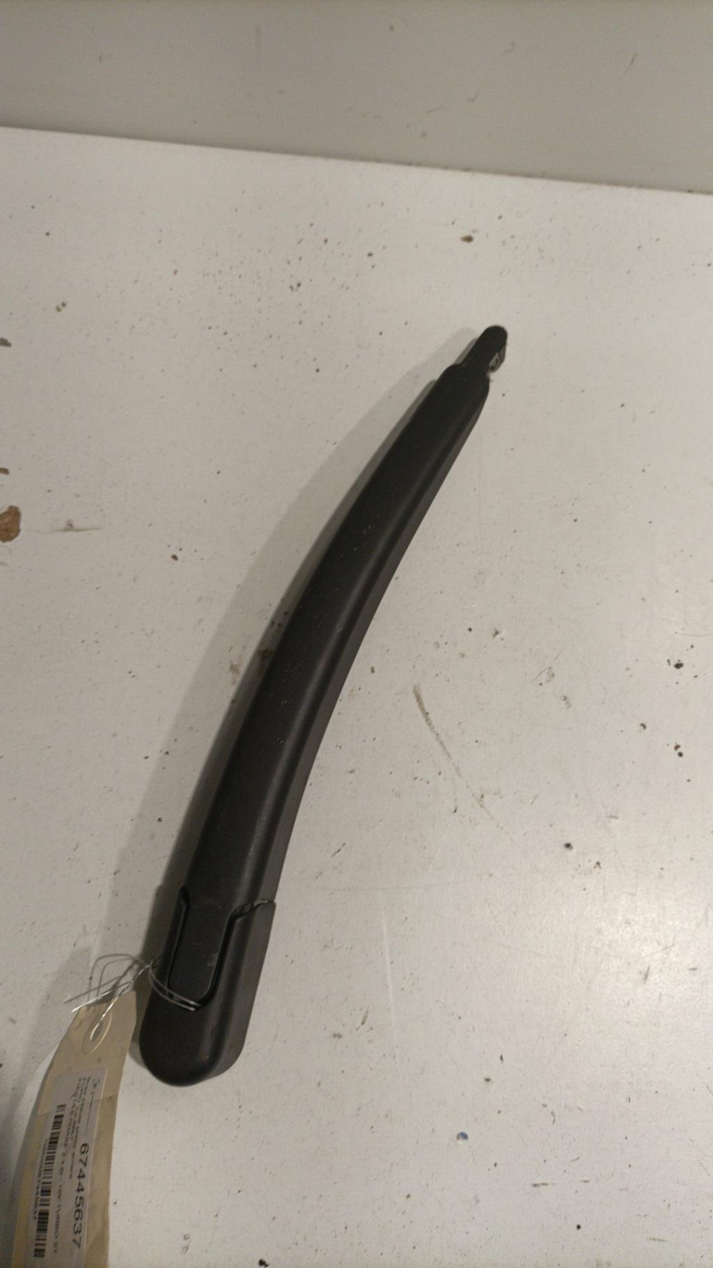 Braccio tergicristallo posteriore FORD FIESTA 6 PHASE 2 Gasolina - 1