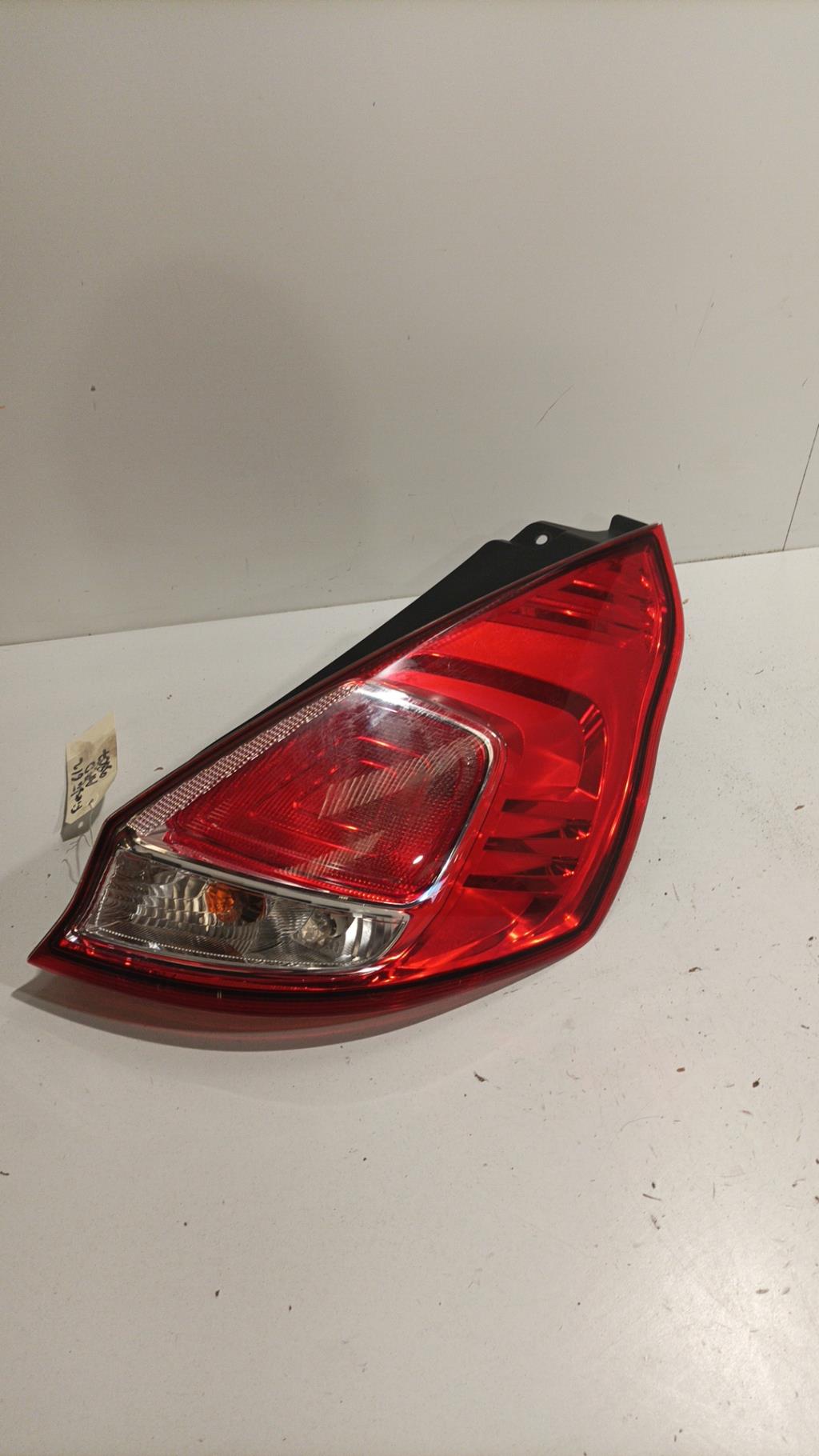 Fanale posteriore principale destro (luci) FORD FIESTA 6 PHASE 2 Gasolina - 1