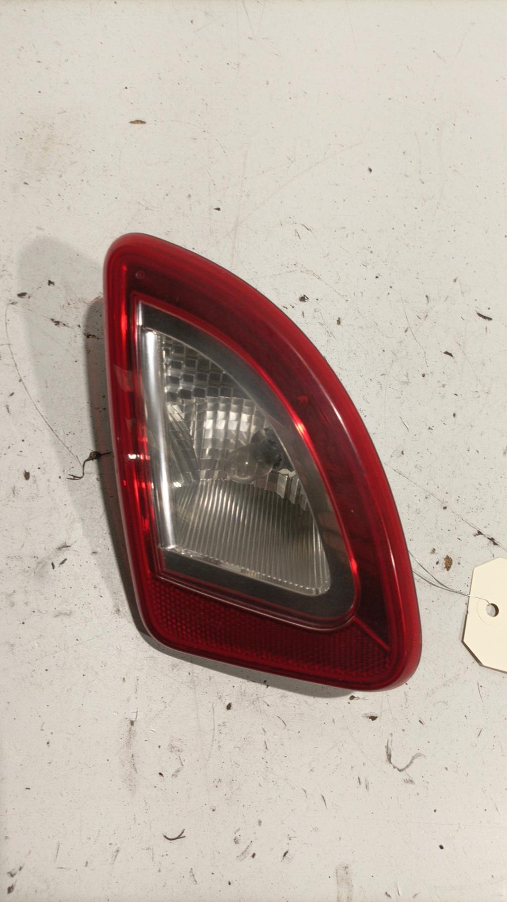 Feu arriere secondaire gauche (feux) RENAULT TWINGO 2 PHASE 2 Diesel - 1