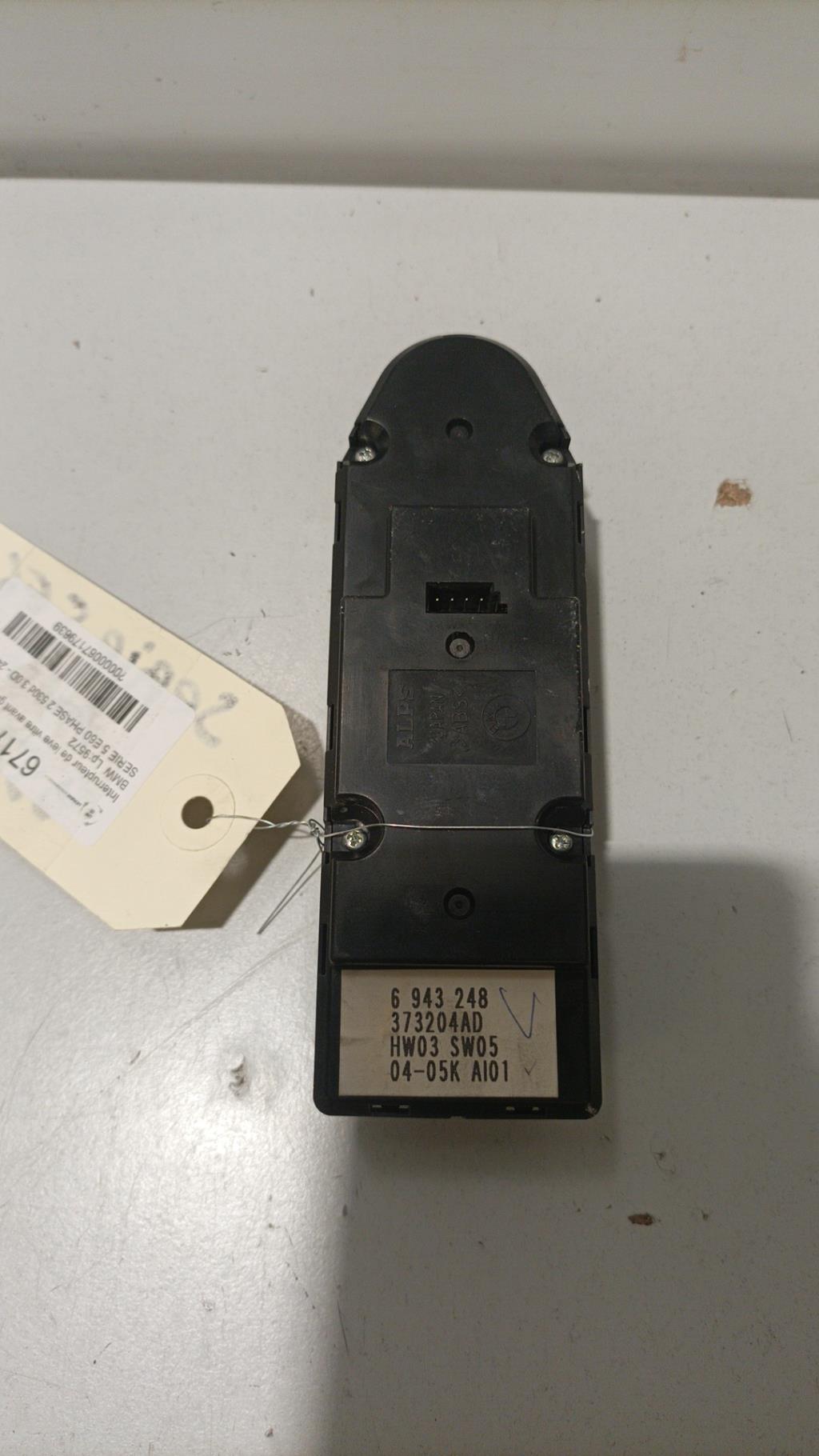 Interruttore lavacristalli anteriore sinistro BMW SERIE 5 E60 PHASE 2 Diésel - 1