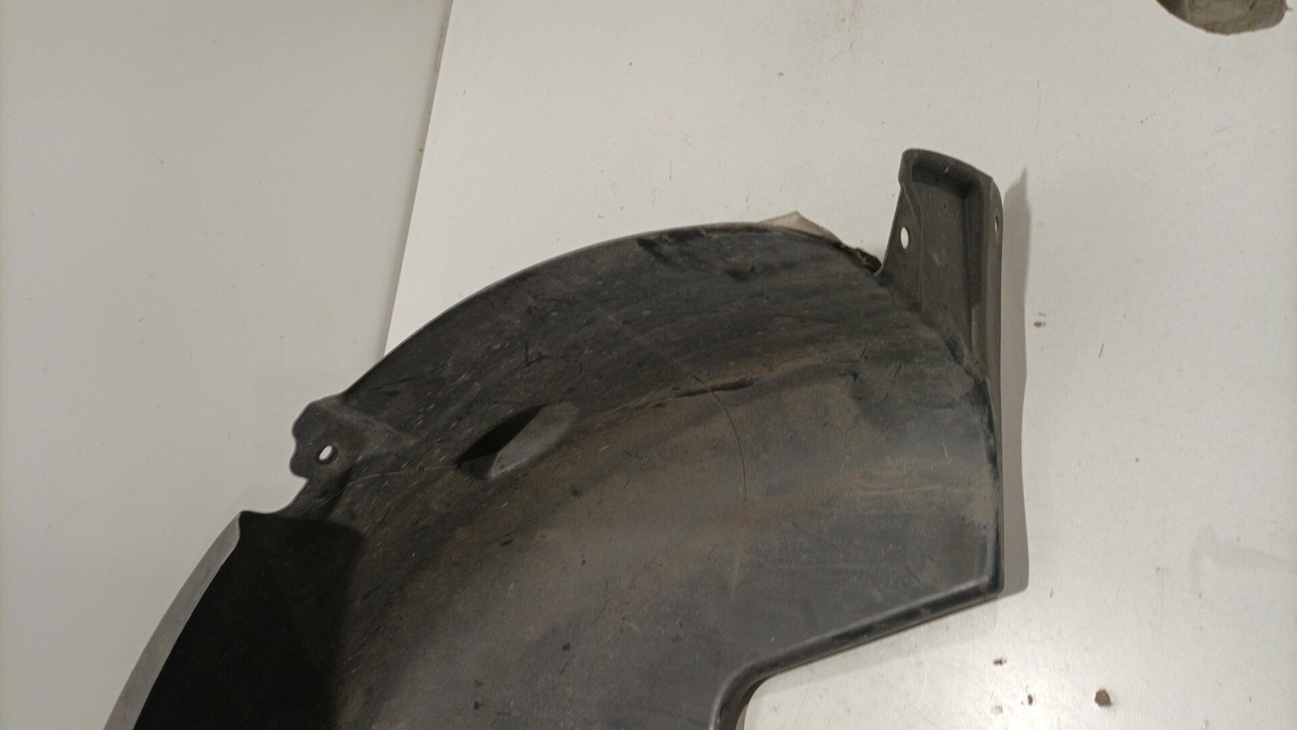 Parasale posteriore sinistro PEUGEOT 208 1 PHASE 2 Gasolina - 1