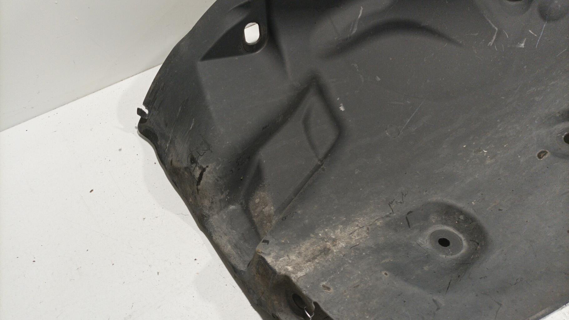 Parasale anteriore sinistro RENAULT MEGANE 3 PHASE 1 Diésel - 1