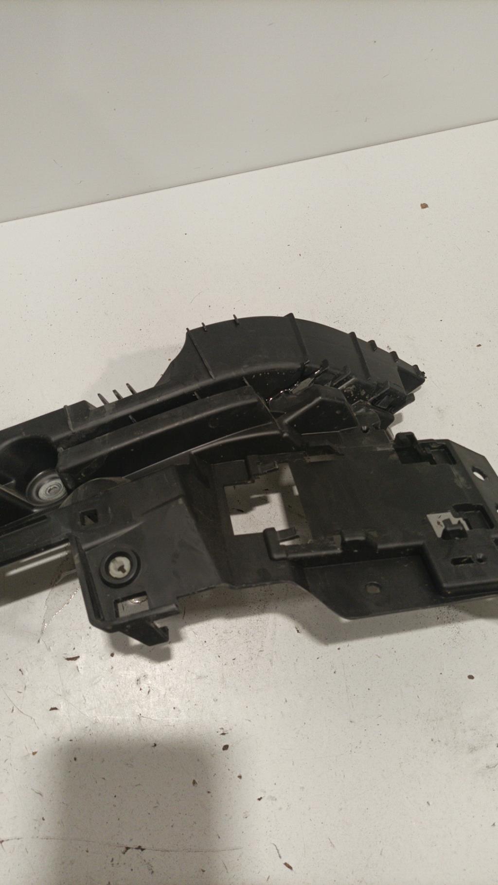 Supporto paraurti posteriore LAND ROVER RANGE ROVER 4 PHASE 2 Gasolina/Híbrido - 1