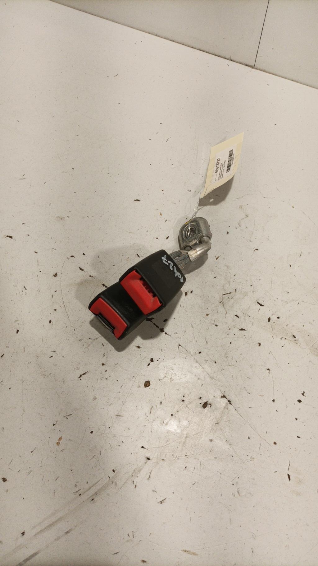 Aggancio cintura sicurezza posteriore destro VOLKSWAGEN GOLF 6 Gasolina - 1