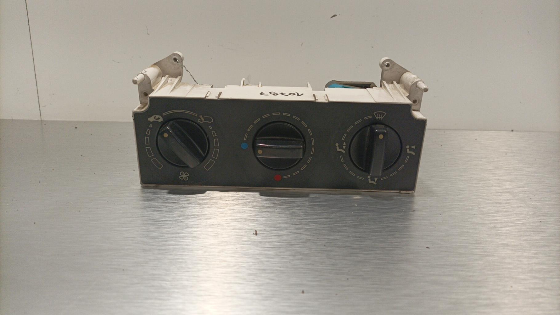 Comandi riscaldamento PEUGEOT PARTNER 1 PHASE 2 Diésel - 1