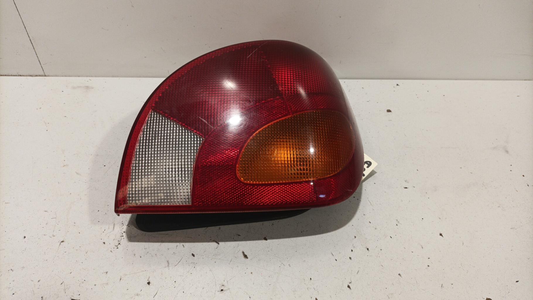 Fanale posteriore principale destro (luci) FORD FIESTA 4 PHASE 2 Gasolina - 1