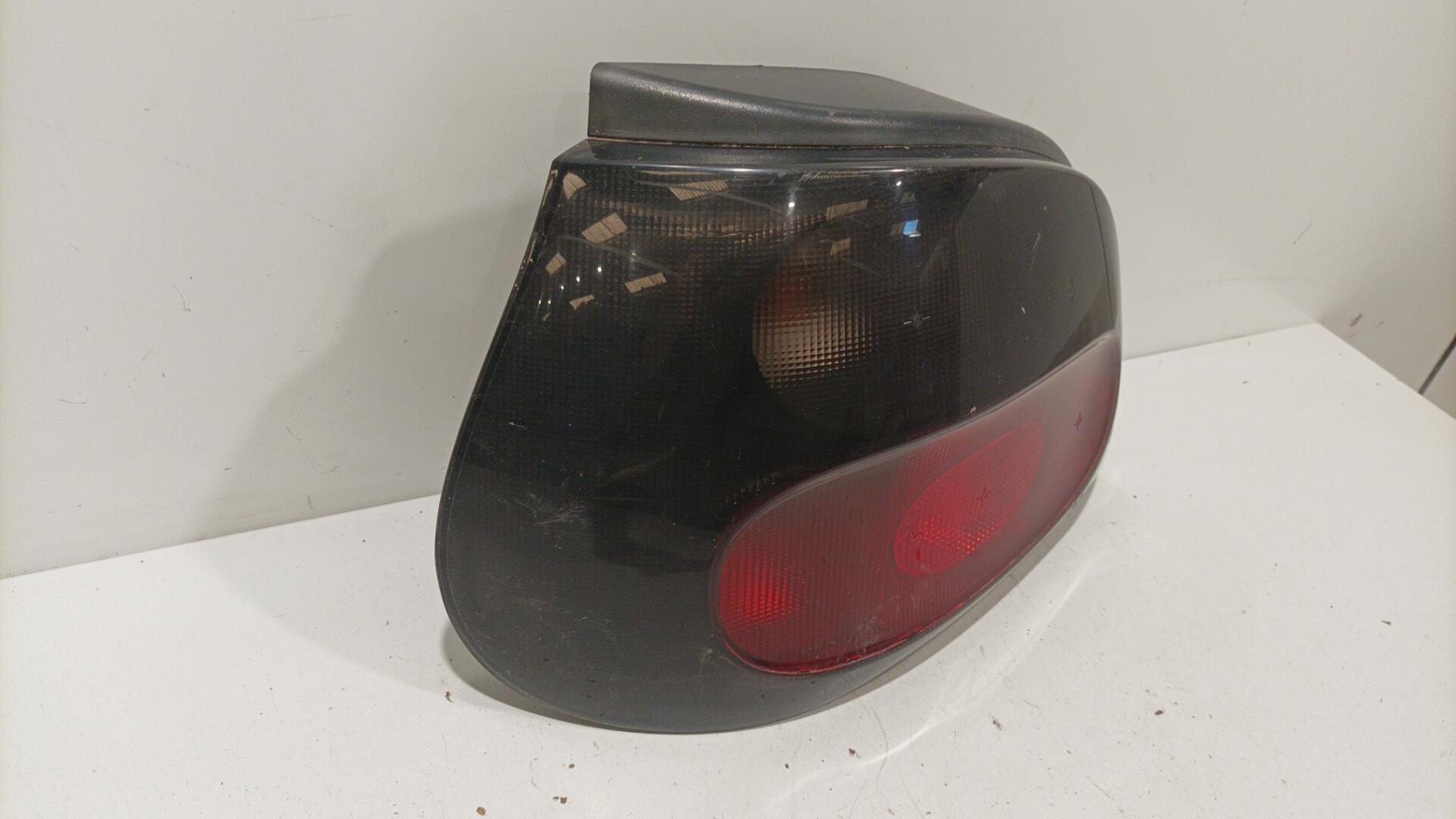 Fanale posteriore principale sinistro (luci) RENAULT MEGANE 1 PHASE 1 Diésel - 1