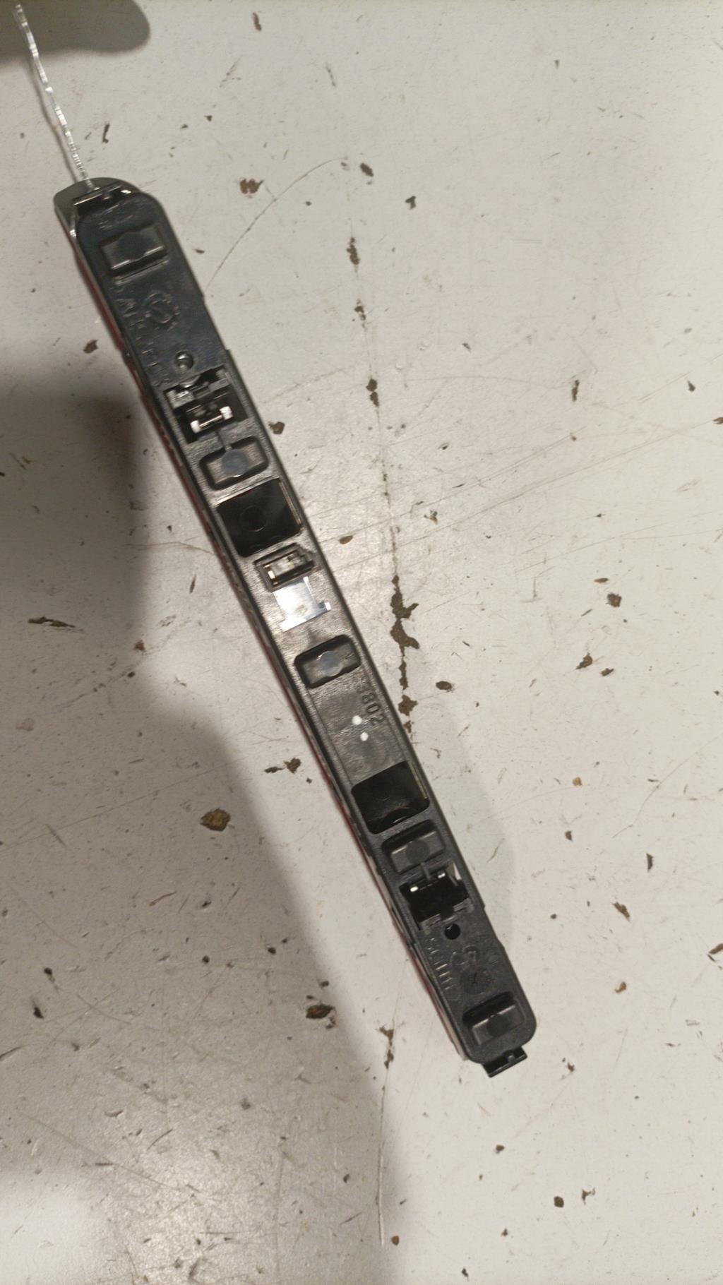Luce stop centrale PEUGEOT 106 PHASE 2 Gasolina - 1