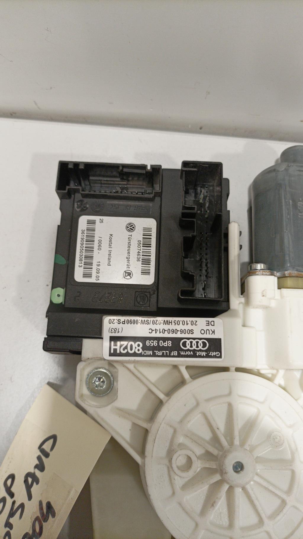 Alzacristalli elettrico anteriore destro AUDI A3 2 PHASE 1 Gasolina - 1