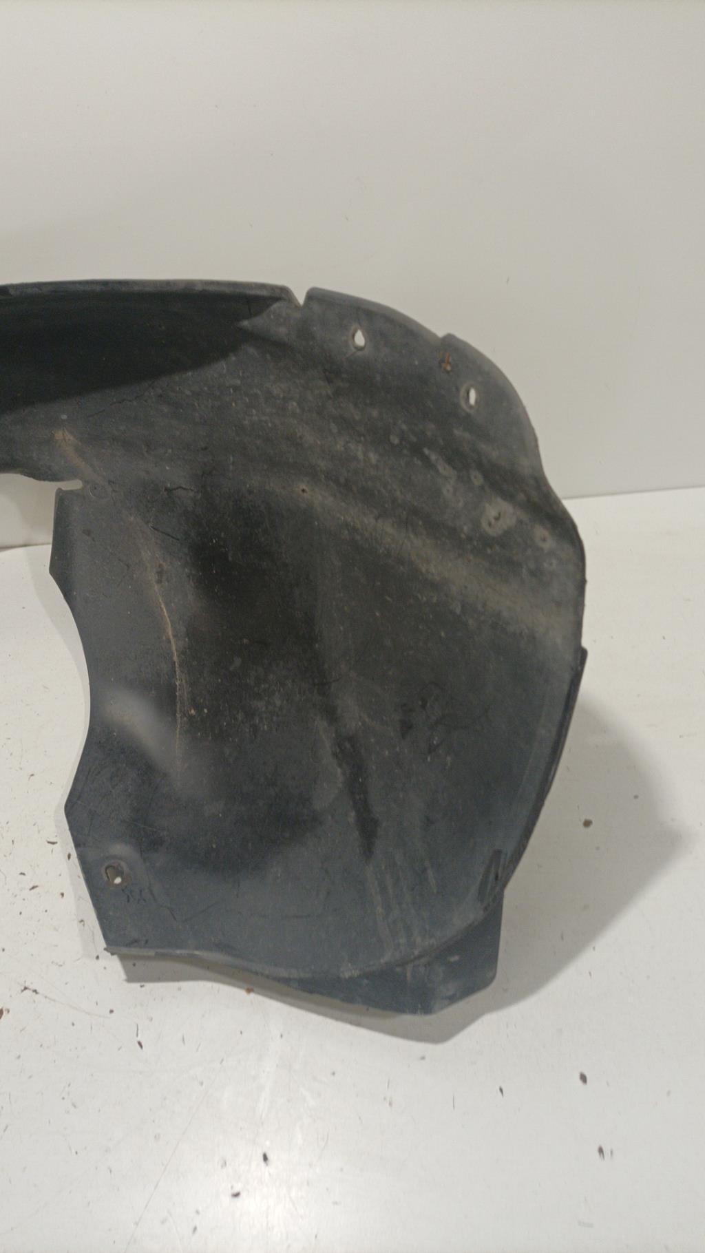 Parasale anteriore sinistro VOLKSWAGEN GOLF 6 Gasolina - 1
