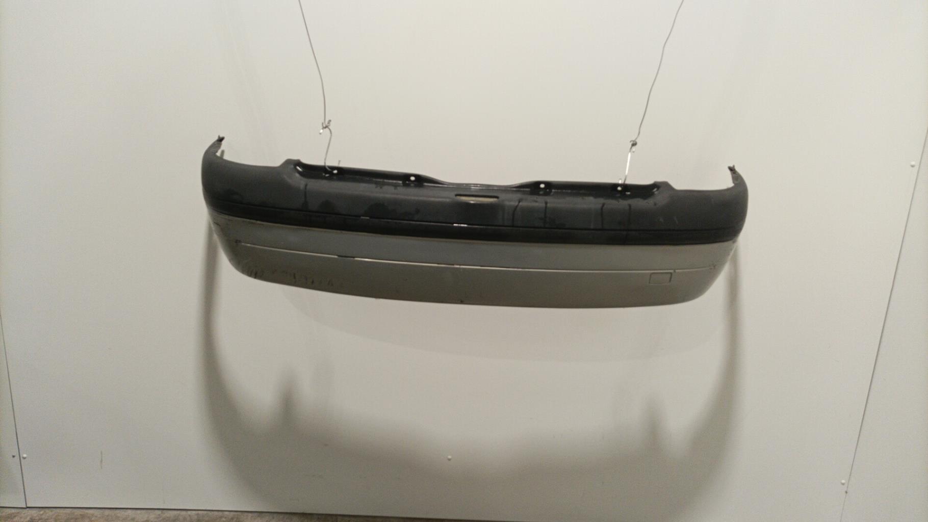 Parachoques trasero RENAULT CLIO 2 PHASE 1 Gasolina - 1