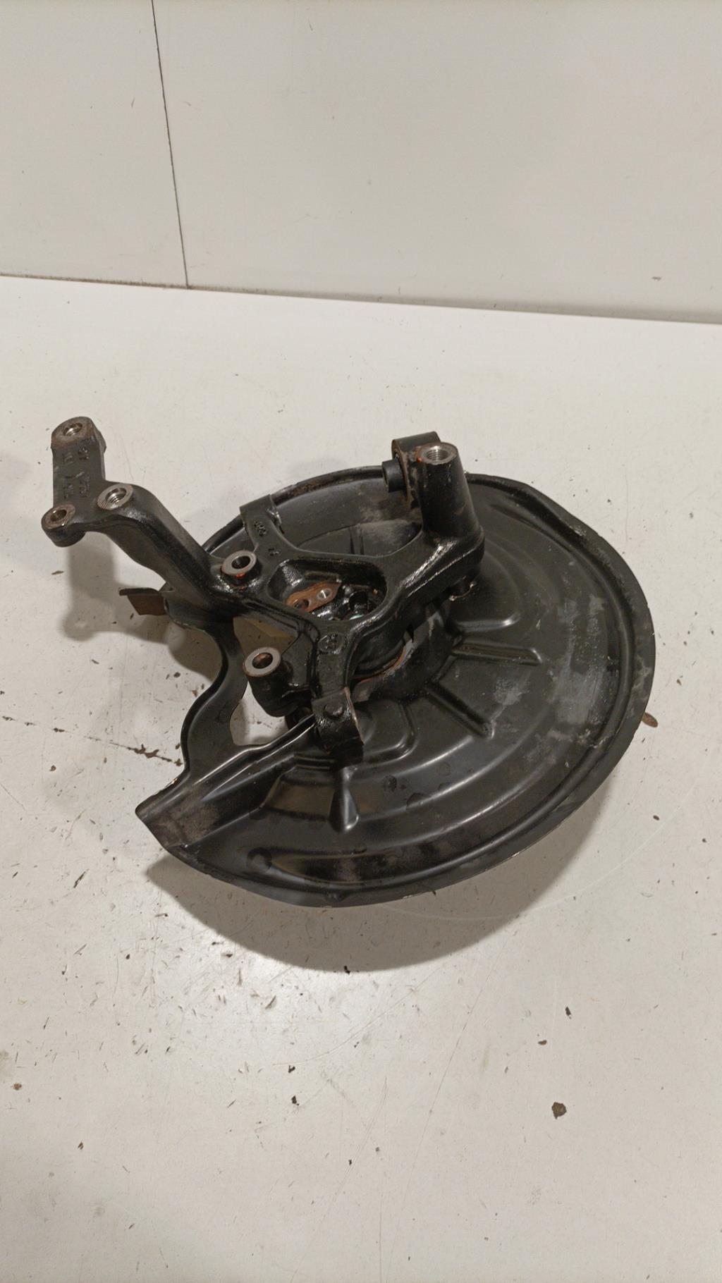 Fuso a snodo posteriore sinistro AUDI A3 2 PHASE 1 Gasolina - 1