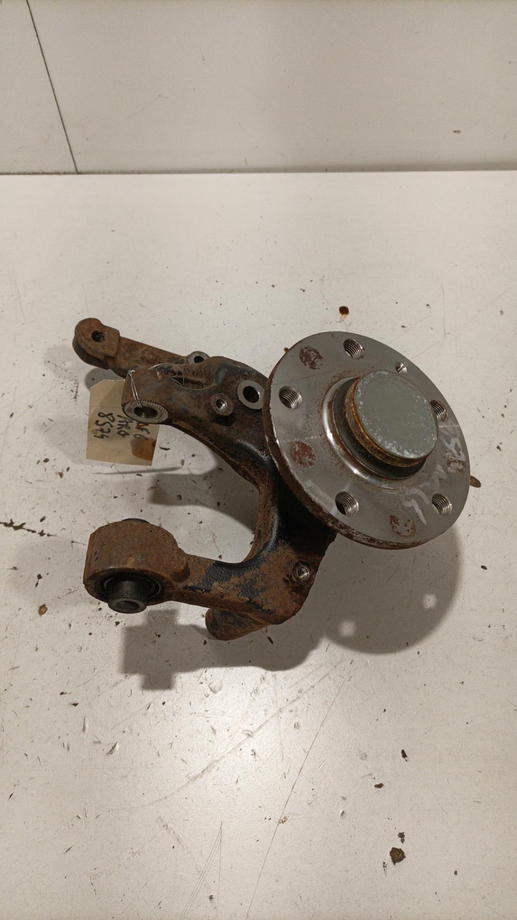 Fuso a snodo posteriore sinistro VOLKSWAGEN GOLF 6 Gasolina - 1