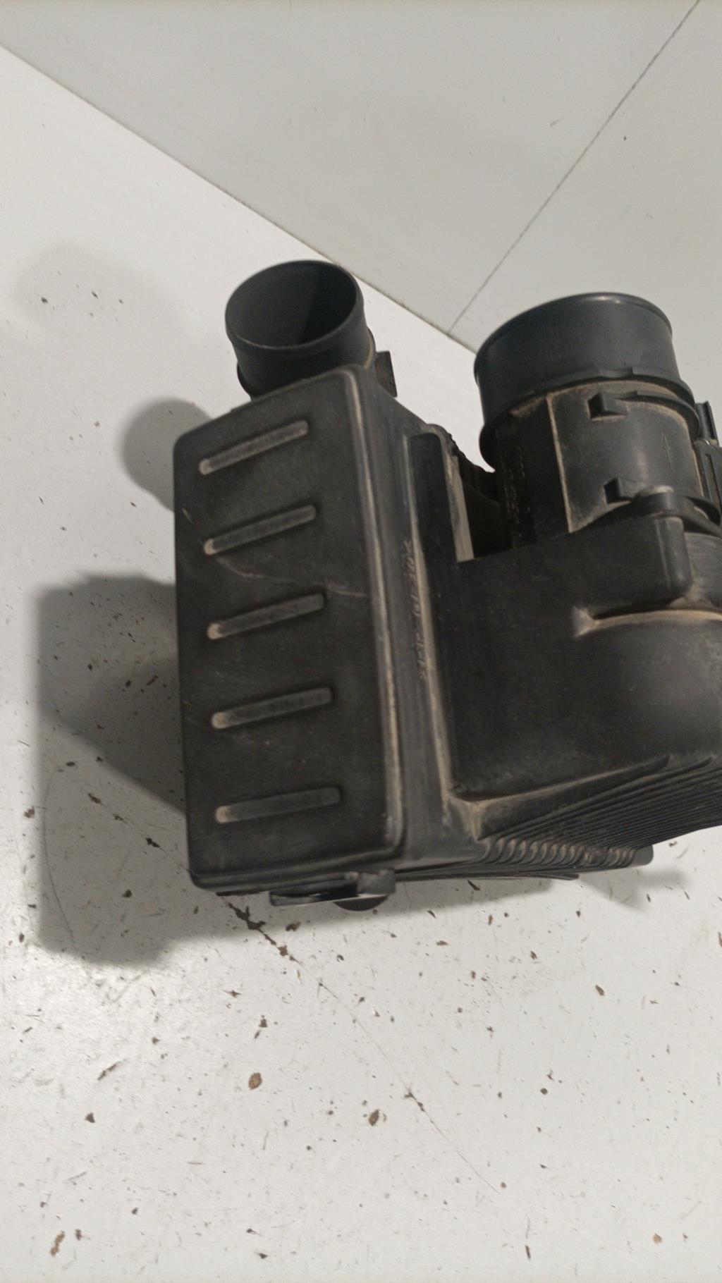 Boite a air RENAULT CLIO 3 PHASE 2 Diesel - 1