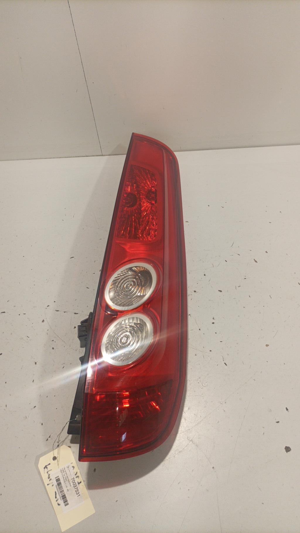 Fanale posteriore principale destro (luci) FORD FIESTA 5 PHASE 2 Gasolina - 1