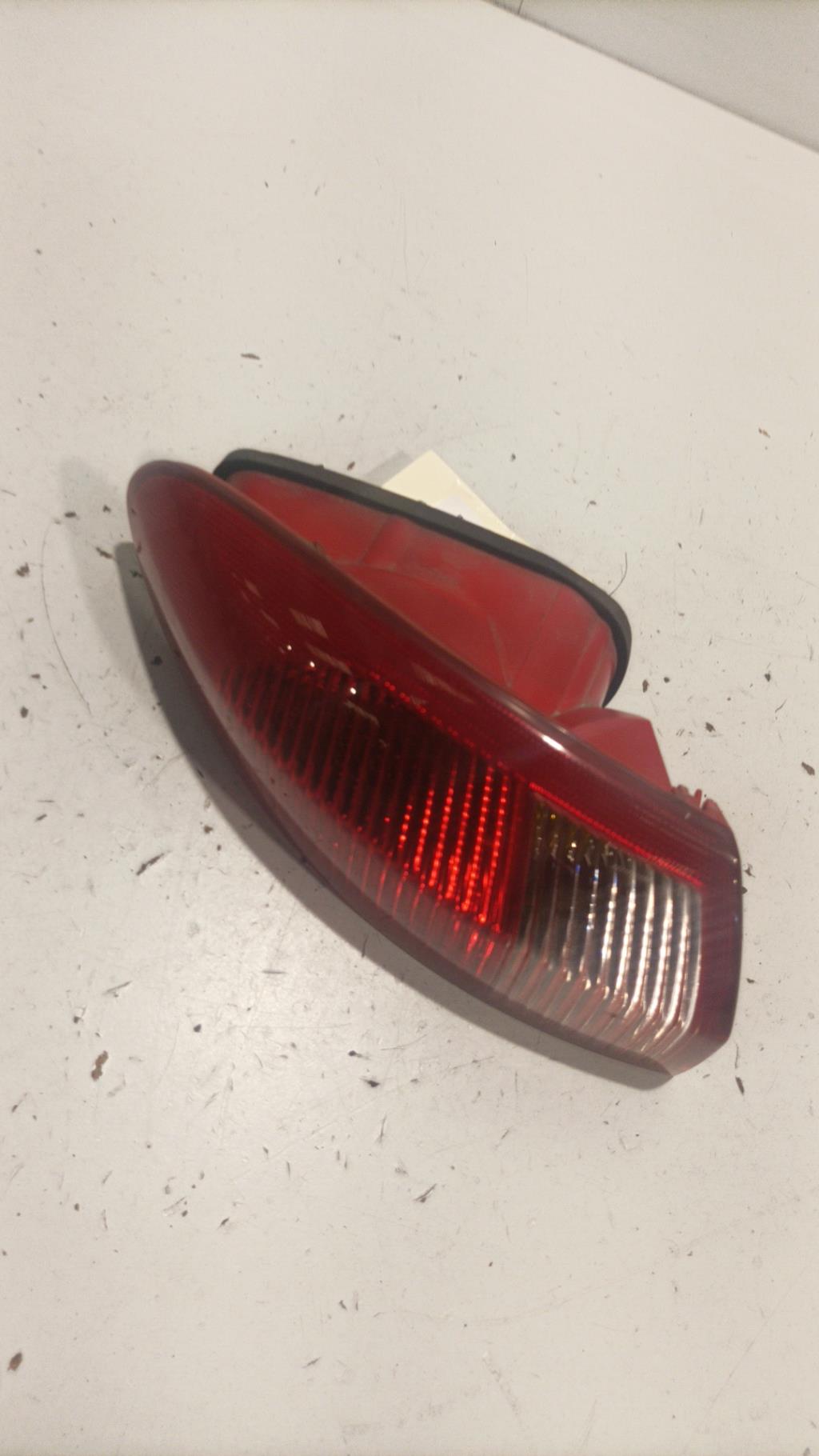 Fanale posteriore principale sinistro (luci) ALFA ROMEO 147 PHASE 2 Diésel - 1