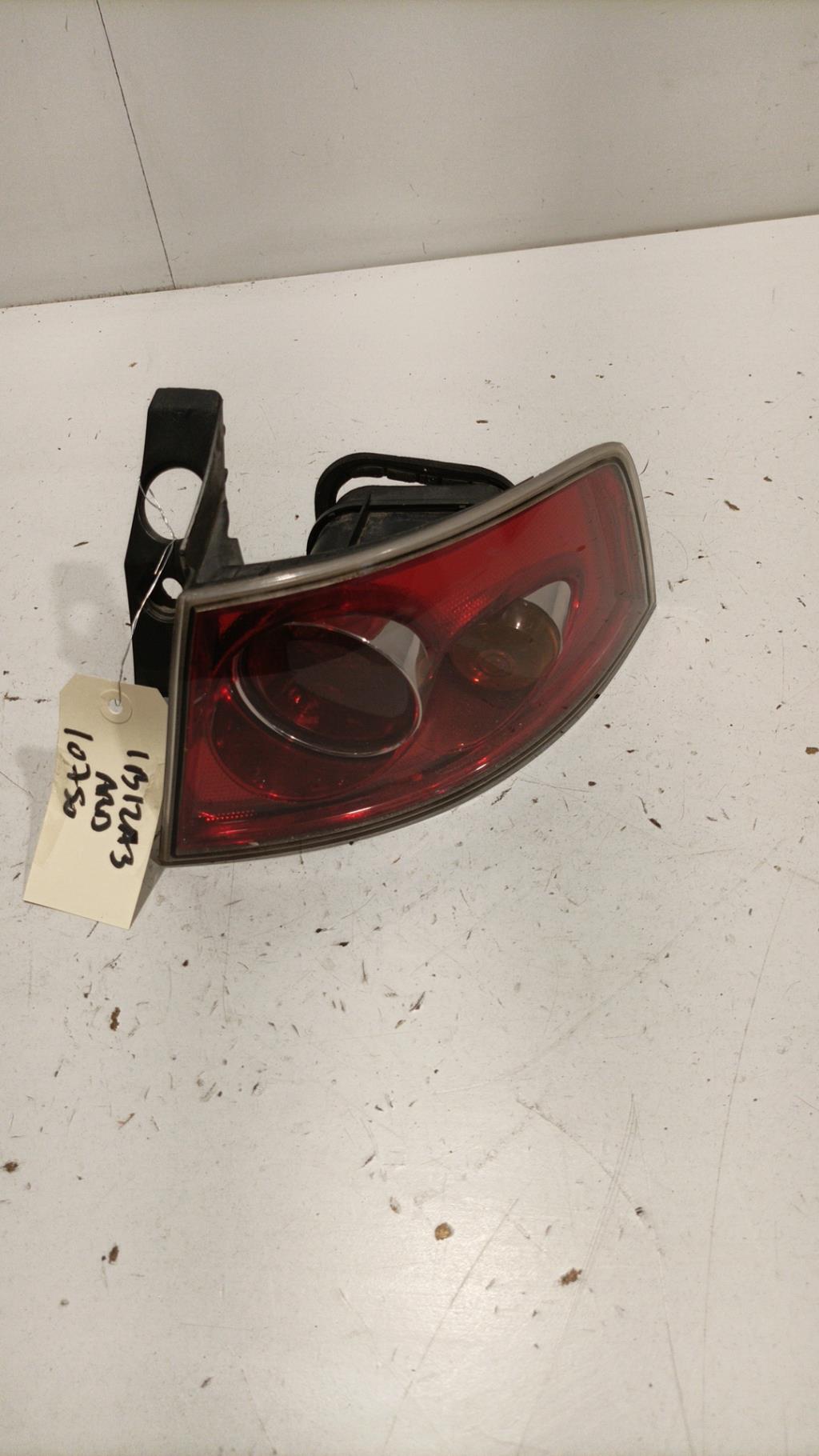 Fanale posteriore principale destro (luci) SEAT IBIZA 3 PHASE 1 Diésel - 1