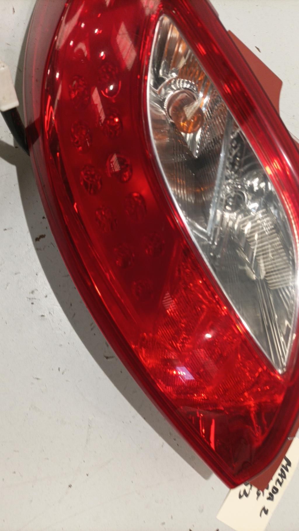 Fanale posteriore principale sinistro (luci) MAZDA 2 2 PHASE 1 Diésel - 1