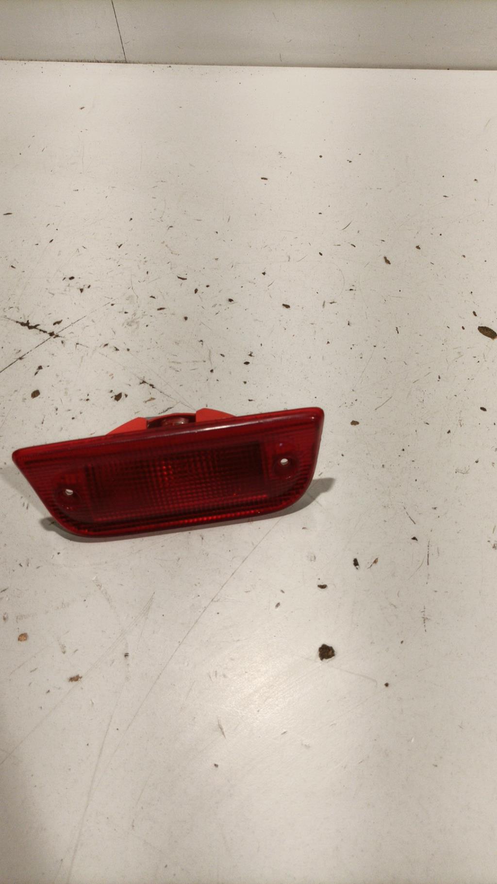 Luce stop centrale NISSAN NV200 Diésel - 1
