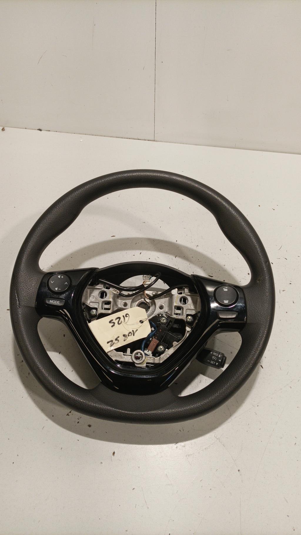 Volant PEUGEOT 108 Essence - 1