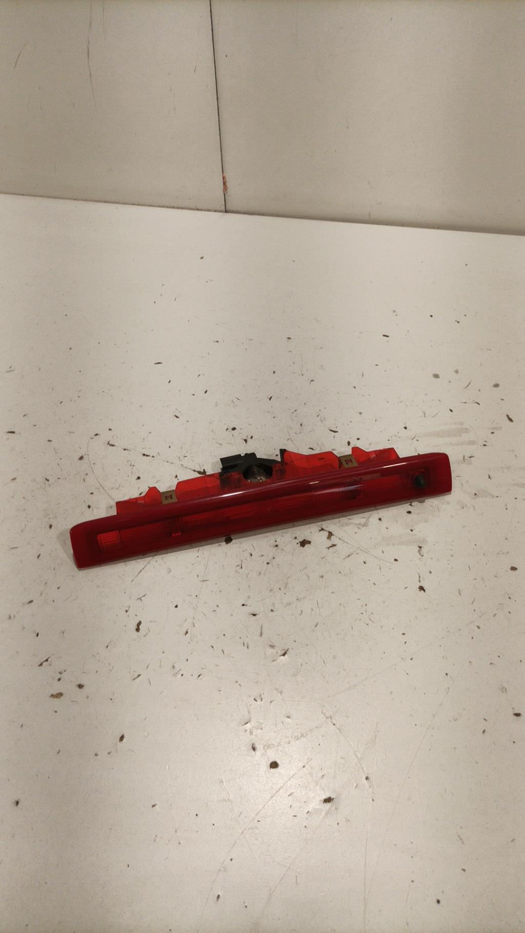 Feu arriere stop central RENAULT CLIO 3 PHASE 1 Diesel - 1