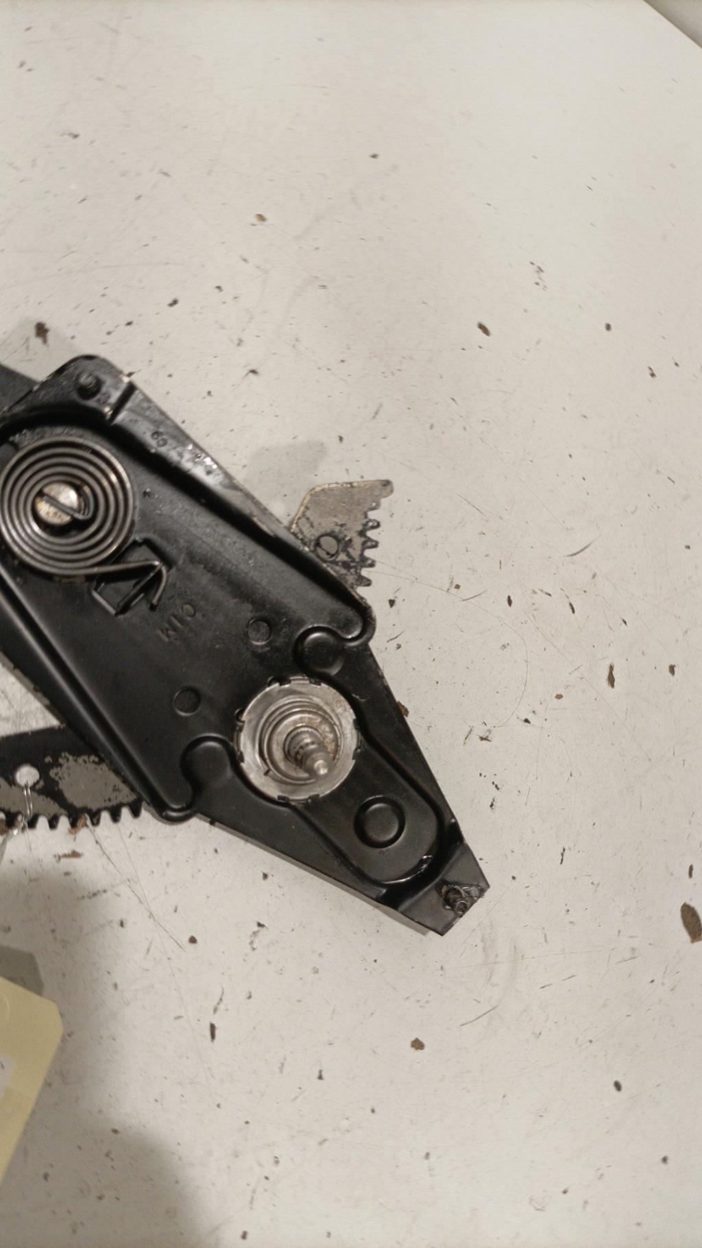 Alzacristalli manuale posteriore destro PEUGEOT 305  - 1