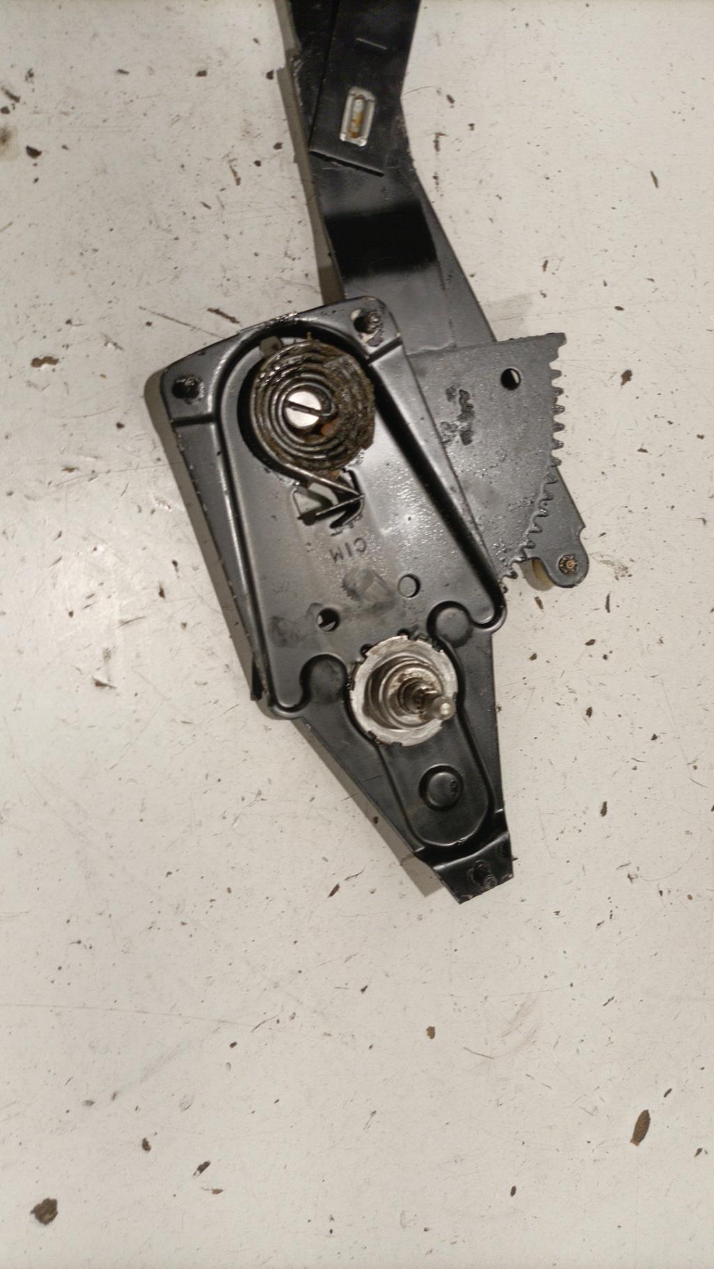 Alzacristalli manuale anteriore destro PEUGEOT 305  - 1