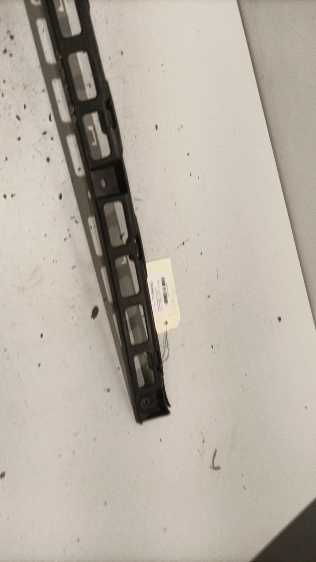 Supporto paraurti posteriore VOLKSWAGEN POLO 5 PHASE 1 Diésel - 1