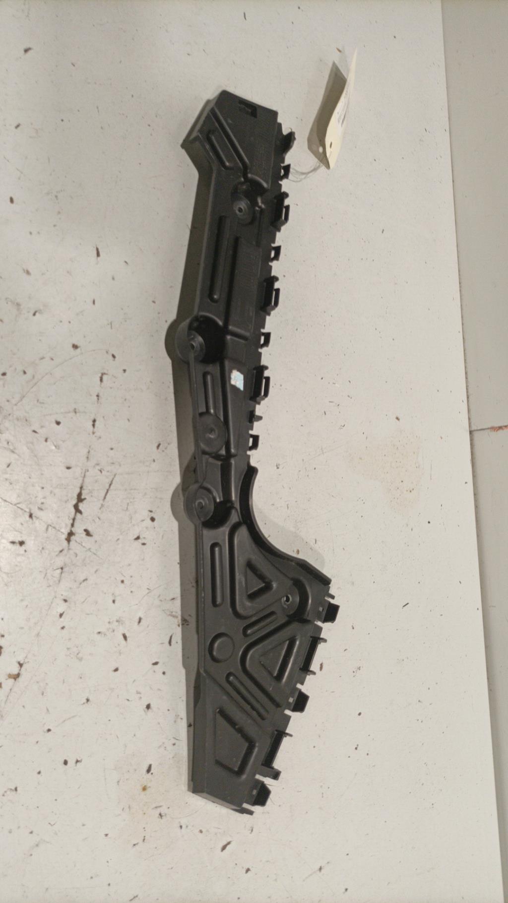 Supporto paraurti posteriore RENAULT TRAFIC 3 MOYEN PHASE 2 Diésel/Híbrido - 1